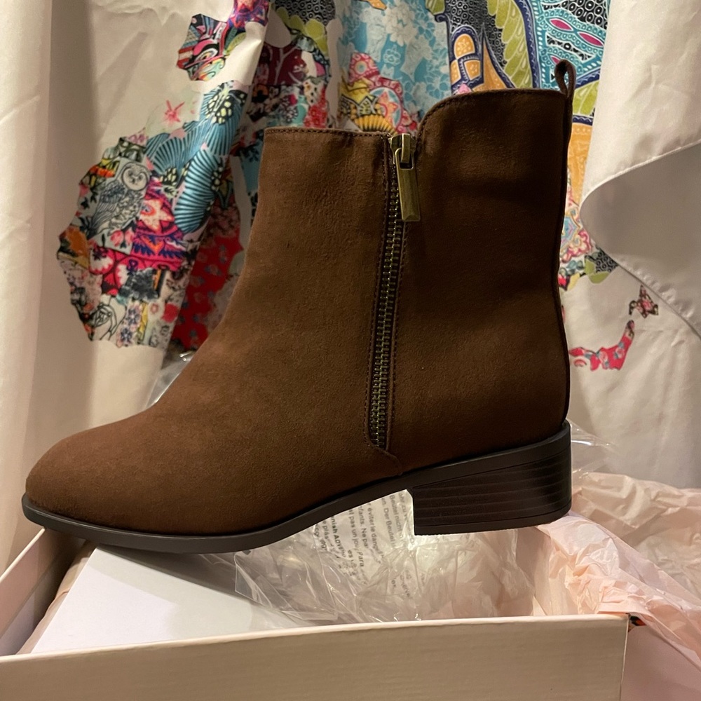 JustFab ankle booties with zipper